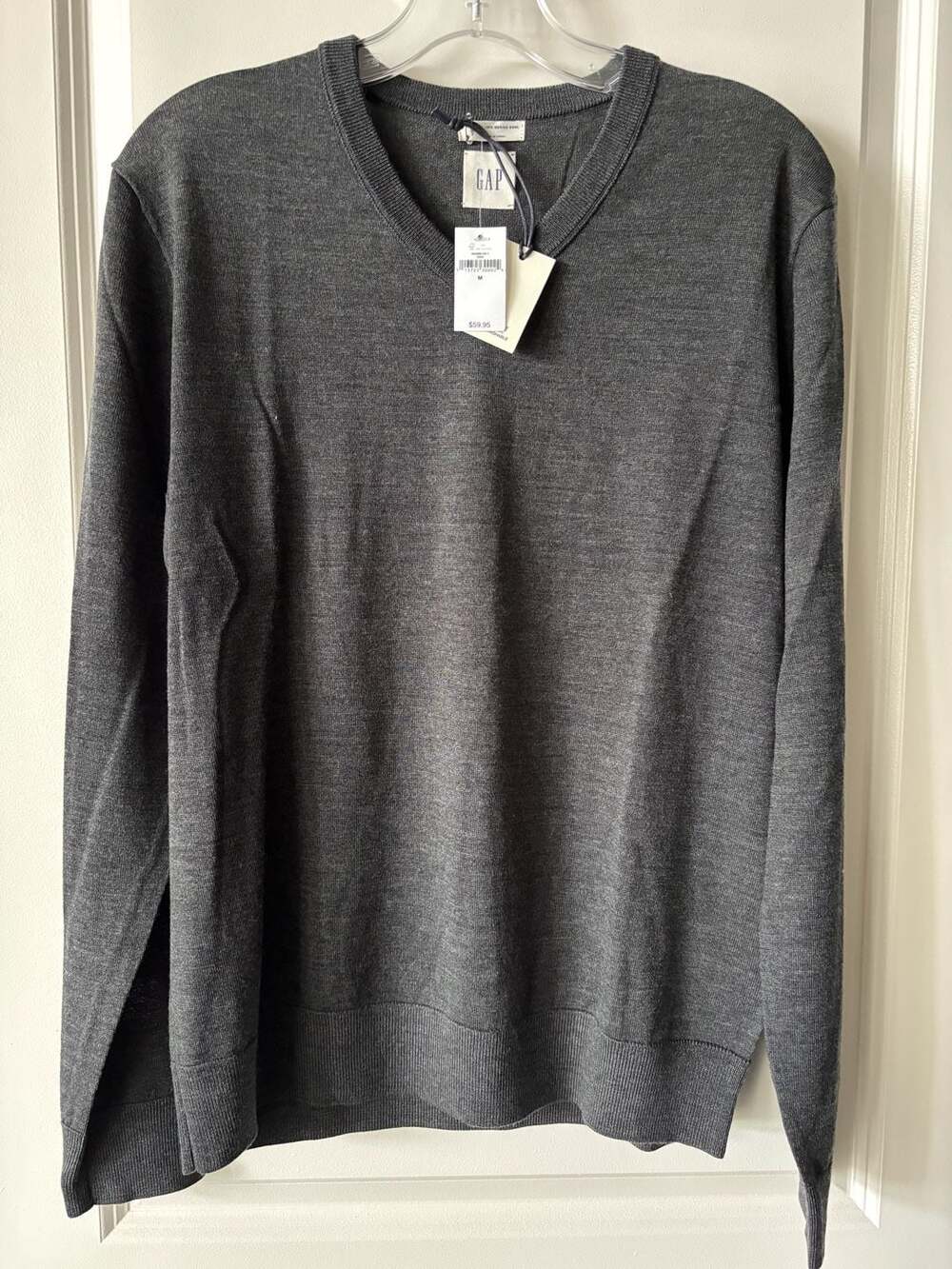 Gap Merino Vee OC Charcoal Hthr Merino Wool V-Neck Sweater Size M